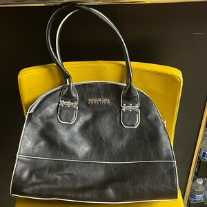 Kenneth Cole REACTION PURSE